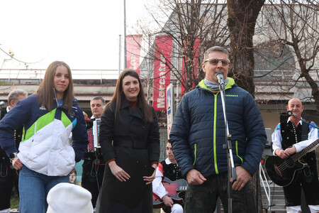 Manca Caserman  sprejem  40 Foto Ljubo Vukelič